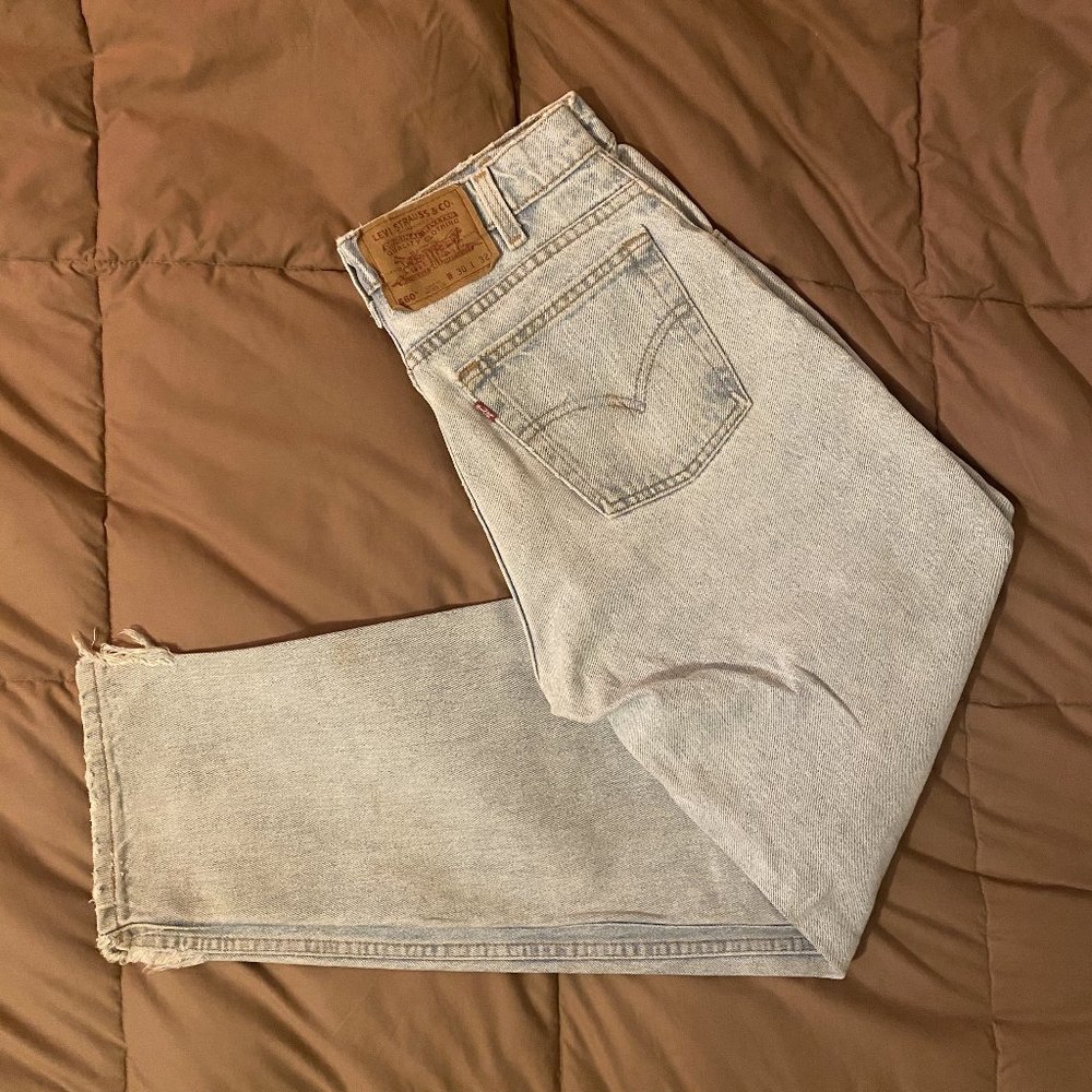 Vintage Levi's 560 Light Wash Denim Jeans